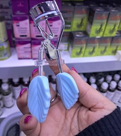 تصویر فر مژه طرح برگ 