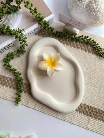 تصویر سینی دکوراتیو دفرمه 