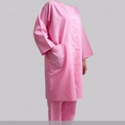 تصویر لباس بیمار زنانه صورتی (پیراهن یقه گرد شلوار) فری سایز بسته ها 100 عددی قیمت هر عدد 110 هزار تومان 
