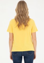 تصویر تیشرت زنانه زرد یو اس پولو 