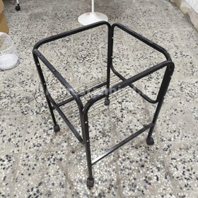 تصویر چهارپایه ۱۰۳۳ و ۱۰۳۲ مشکی 