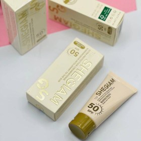 تصویر ضد آفتاب رنگی 