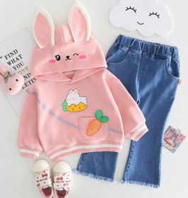 تصویر لباس ست دخترانه اسپرت هودی صورتی به همراه شلوار جین کد 64 Girl's sports hoodie and jeans set