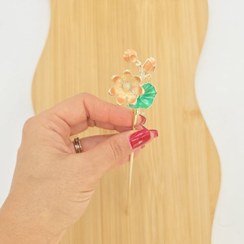 تصویر کانزاشی کره ای گل نیلوفر و برگ سبز آویزدار لاکچری 