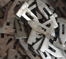 تصویر پین و گوه قالب بندی 