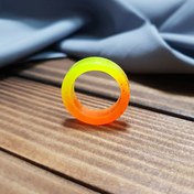 تصویر حلقه رزینی زرد نارنجی 
