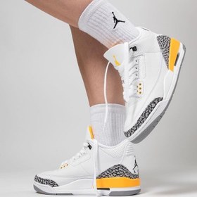 تصویر نایک ایر جردن ۳ رترو سفید زرد Nike air jordan 3 retro white and yellow 