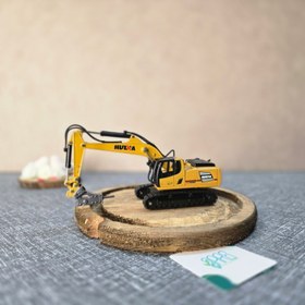 تصویر بیل مکانیکی فلزی هوینا مدل 1811 مقیاس ۱/۶۰ 