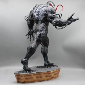 تصویر اکشن فیگور ونوم 50 سانت Venom Figure