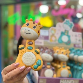 تصویر زرافه موزیکال 