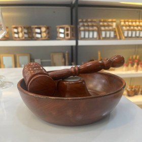 تصویر گردوشکن چوبی 