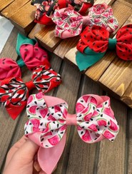 تصویر گل سر یلدایی طرحدار گیره انبری قی79 - پنج 