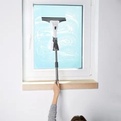 تصویر شیشه شوی شارژی چیبو آلمان 