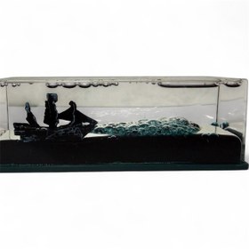 تصویر کشتی روغنی مشکی 