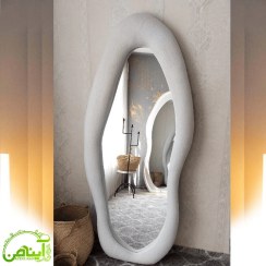 تصویر آینه قدی تدی برجسته 