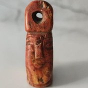 تصویر مجسمه سنگ خون قدیمی نقش برجسته 