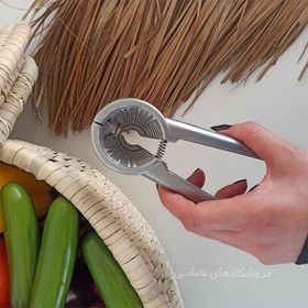 تصویر گردو شکن فلزی عروس 