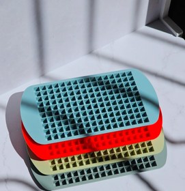 تصویر قالب یخ مکعبی سیلیکونی رنگی 