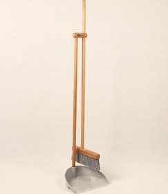 تصویر جارو و خاک انداز چوبی طرح زارا رنگ طوسی 