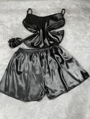 تصویر تاپ و شورتک ساتن 