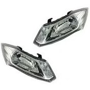 تصویر چراغ جلو کوییک موتوردار مدرن 