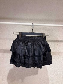 تصویر دامن کوتاه چرم 