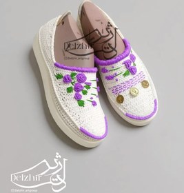 تصویر گیوه زنانه طرحدار 