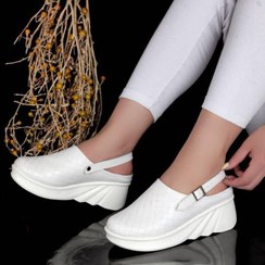 تصویر کفش طبی لژدار جلو بسته پرستاری (سفید) Nursing shoes