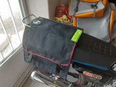 تصویر خورجین موتور سیکلت 