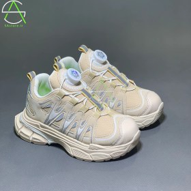 تصویر کفش کتونی قرقره ای اسپرت بچه گانه مناسب روزمره مدل بالنسیاگا Children's sports sneakers suitable for everyday use, Balenciaga model