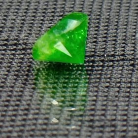 تصویر جواهر دمانتوئید D60 