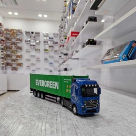 تصویر تریلی بنز با کانتینر فلزی 