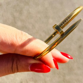 تصویر دستبند بنگل میخ استیل 