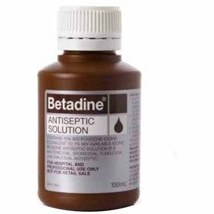 تصویر بتادین قهوه ای 