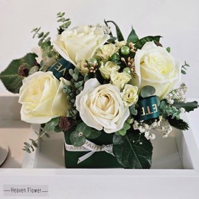 تصویر باکس گل و کیک شیک 