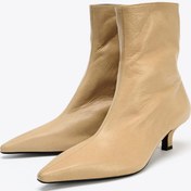 تصویر بوت کوتاه پاشنه‌دار نوک تیز با زیپ از برند زارا (زنانه) 