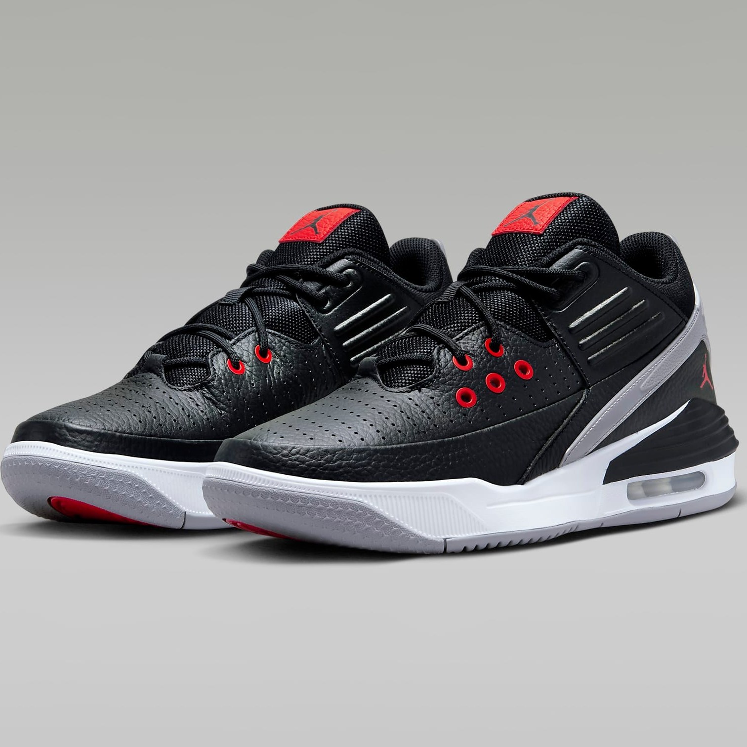 nike jordan max aura black