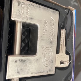 تصویر قفل کتابی محافظ دار 