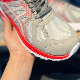 تصویر کتونی زنانه مدل اسیکس 