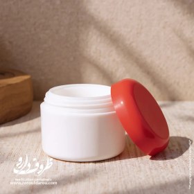 تصویر قوطی کرم نفیس ( 15 و 30 گرمی ) - سفید درب قرمز / تک فروشی قوطی کرم دو جداره نفیس ۳۰ گرم