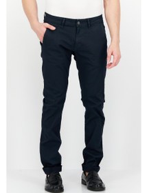 تصویر شلوار مردانه فیت باریک ساده، آبی تیره برند Guess Men Slim Fit Solid Tapered Pants, Navy Blue