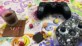 تصویر زیرلیوانی بازی sims 