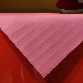 تصویر کاغذ کادو صورتی 