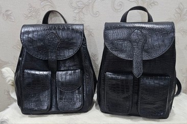 تصویر کوله پشتی چرم گاوی و دستدوز 