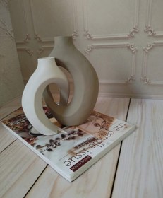 تصویر گلدون دو قلو 