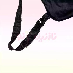 تصویر پیشبند آرایشگر و ناخن کار 