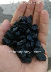 تصویر سنگ ریزه سیاه 