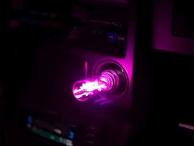 تصویر لامپ USB ماشین RETRO رنگی 