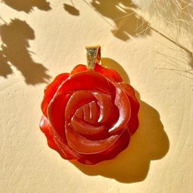 تصویر کاروینگ گل عقیق قرمز 