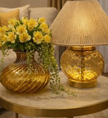 تصویر آباژور شیشه‌ای و گلدان طرح کهربایی - آباژور 